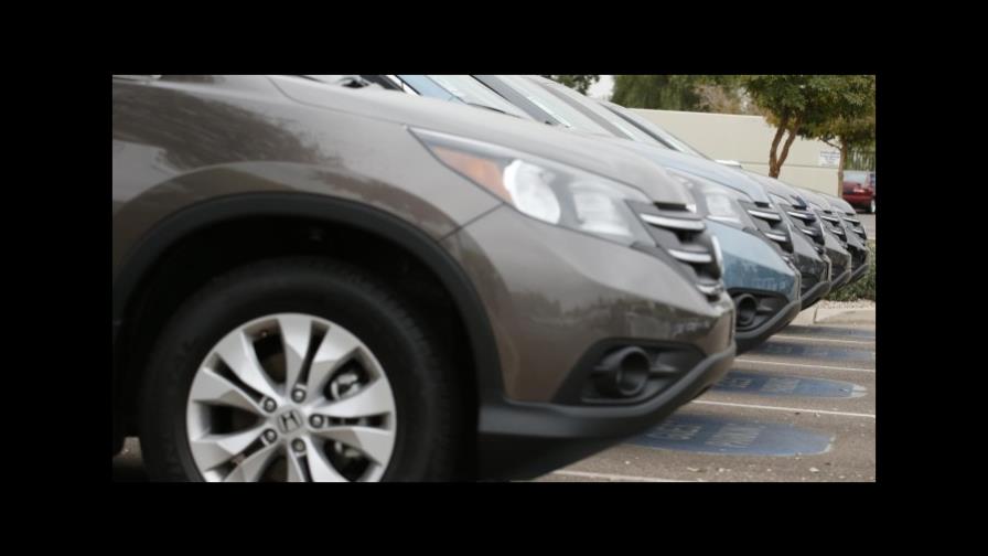 Administración de Trump lanza investigación sobre importaciones de automóviles