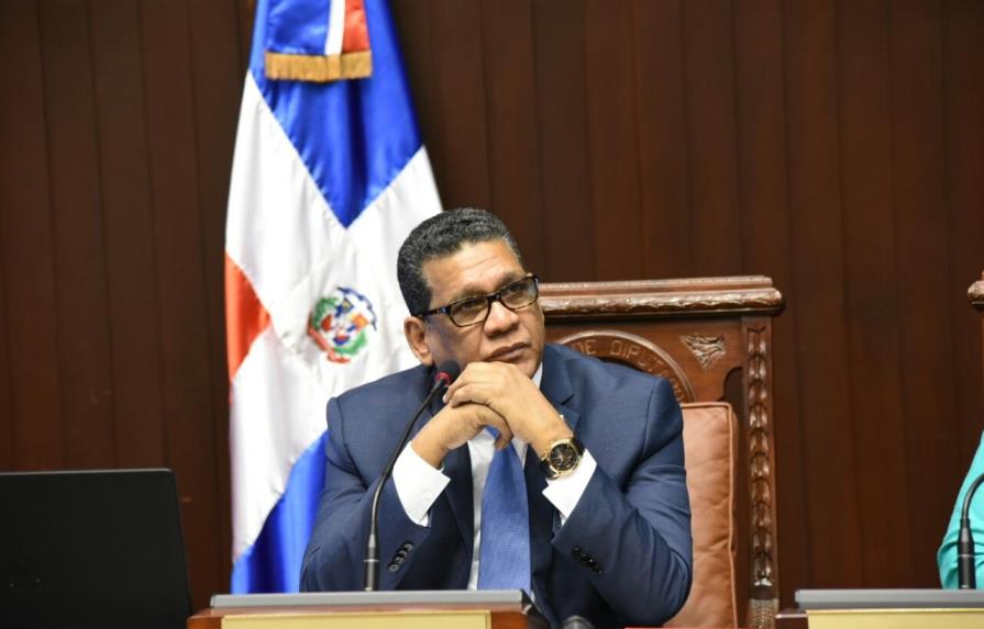 Maldonado reitera reunión con Reinaldo Pared para tratar Ley de Partidos Políticos 