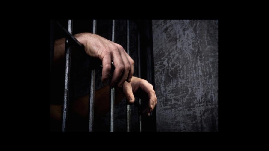 Policía apresa hombre que intentó violar mujer de 70 años en Pimentel Policía apresa hombre que intentó violar mujer de 70 años en Pimentel