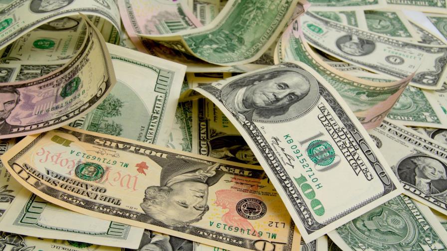 Donald Trump       está arriesgando la supremacía del dólar