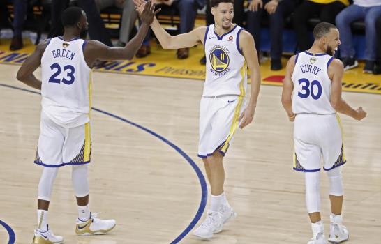 Los Warriors de Golden State sobreviven al ciclón LeBron James Los Warriors de Golden State sobreviven al ciclón LeBron James
