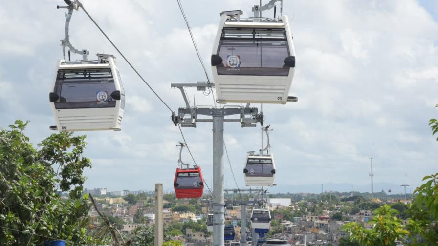 Salida de servicio de Teleférico causa inconvenientes a los usuarios