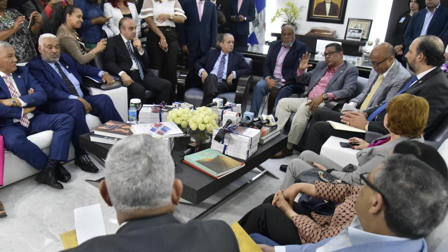 Dirigencia política sigue dividida por modalidad de primarias en Ley Partidos 