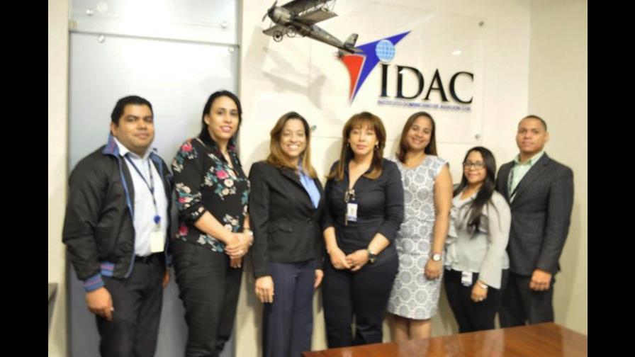 Personal del IDAC comparte experiencias de gestión de calidad con ONAPI