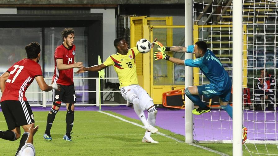 Colombia domina, pero paga su falta de pegada ante Egipto