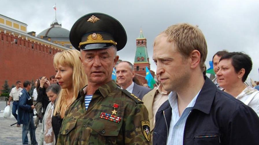 Hallan vivo a piloto soviético cuyo avión fue derribado en 1987 sobre Afganistán