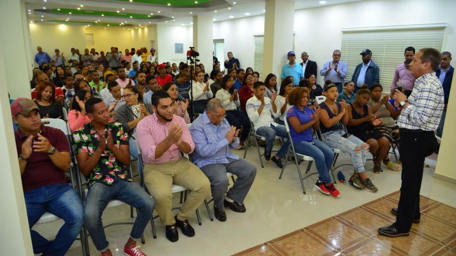 Reinaldo Pared asegura aspectos no resueltos en proyecto de Ley de Partidos serán consensuados mañana Reinaldo Pared asegura aspectos no resueltos en proyecto de Ley de Partidos serán consensuados mañana