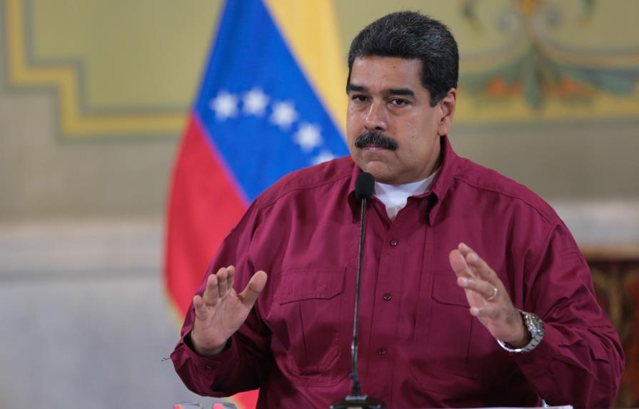 Maduro dice que cuando Venezuela salga de la OEA declarará día festivo 