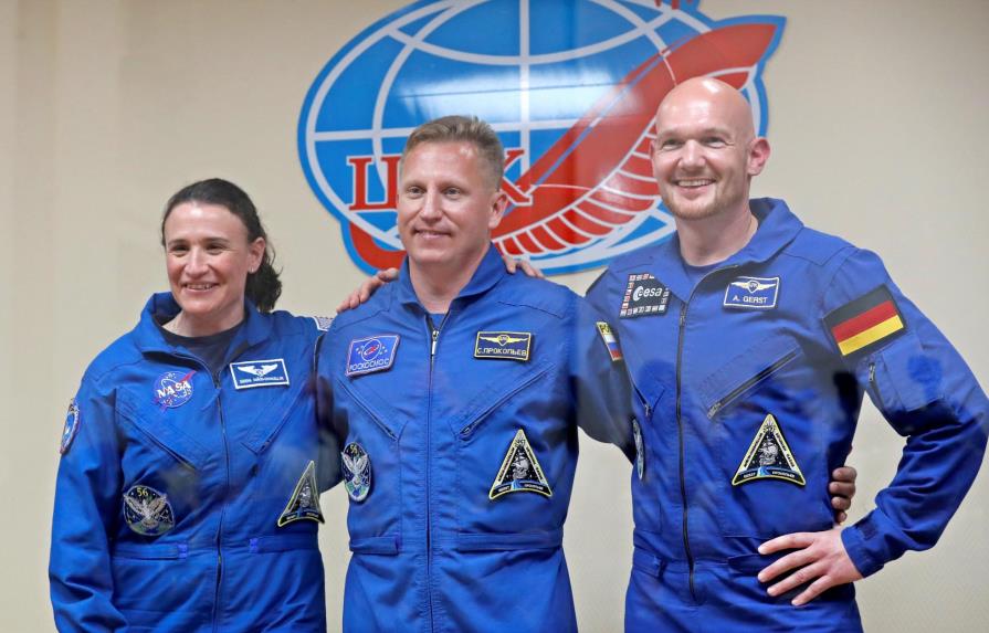 Tres astronautas despegan mañana rumbo a la Estación Espacial Internacional