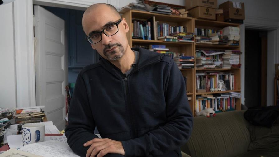 Subcomisionada de Cultura opuesta a exclusión de libros de Junot Díaz en feria del libro de Nueva York