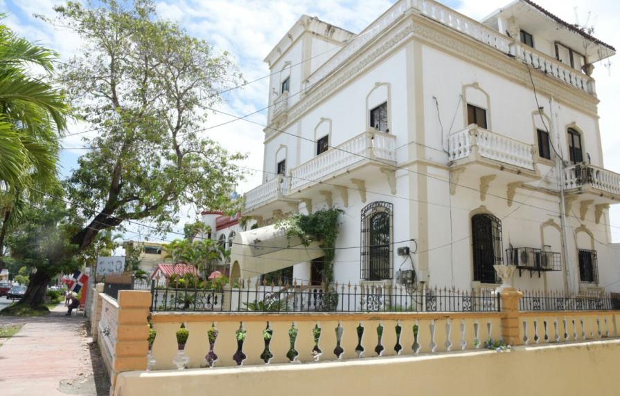 ICOMOS presenta nuevo “Miércoles de Gazcue” en la Academia Dominicana de la Historia 