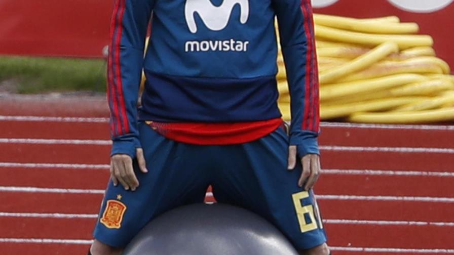 Iniesta no descarta seguir jugando con España después del Mundial Iniesta no descarta seguir jugando con España después del Mundial