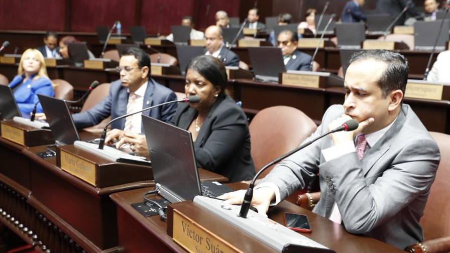 Diputados extienden por 30 días plazo para conocimiento de Ley de Partidos Políticos