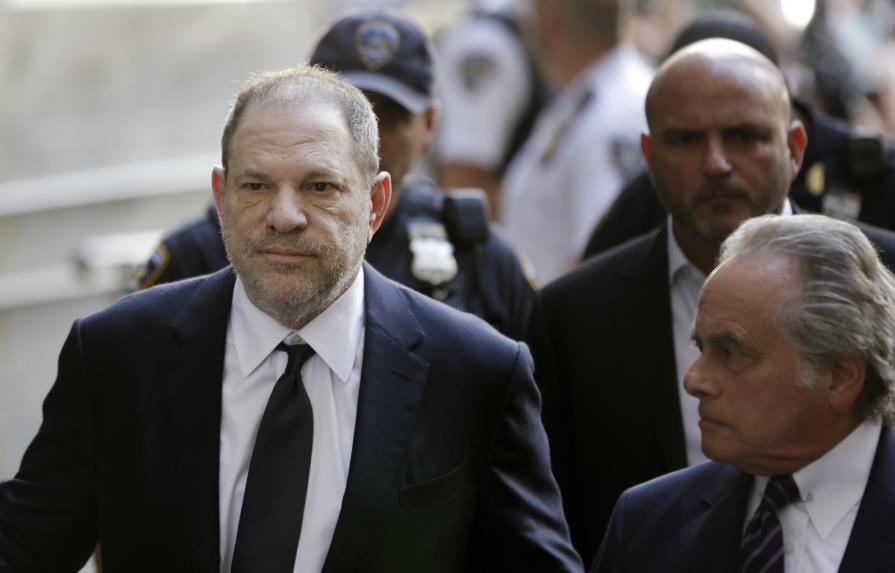 El productor de cine Harvey Weinstein se declara inocente de violación