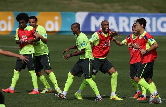 Brasil sueña con dejar atrás la pesadilla del 7-1 ante Alemania en Belo Horizonte