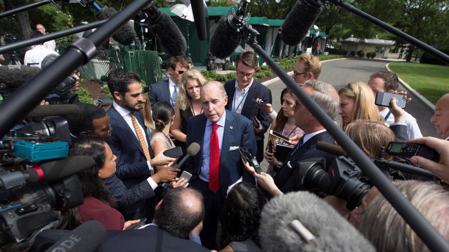 EE.UU. dice que no hay guerra comercial, solo “una disputa familiar”