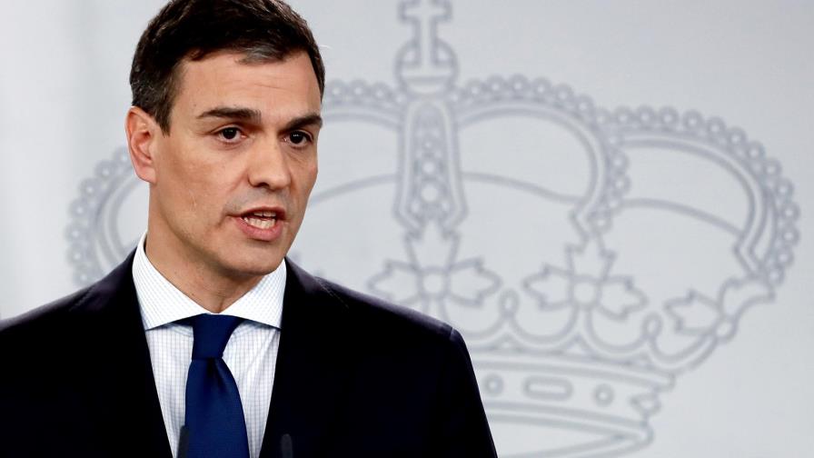Sánchez presenta un histórico Gobierno formado por 11 mujeres y 6 hombres