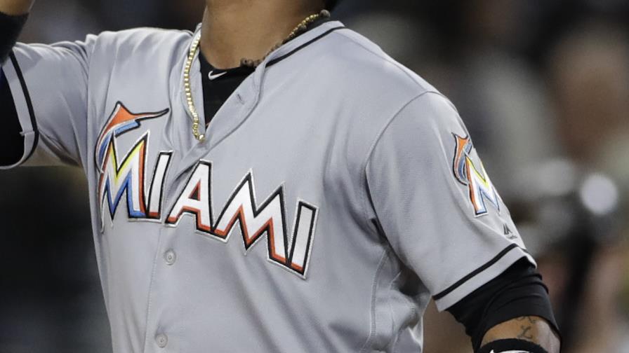 Dietrich conecta jonrón; Marlins aplastan a Cardenales Dietrich conecta jonrón; Marlins aplastan a Cardenales