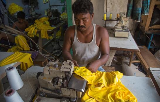 FIFA veta a cantante rusa que respaldó a rebeldes ucranianos