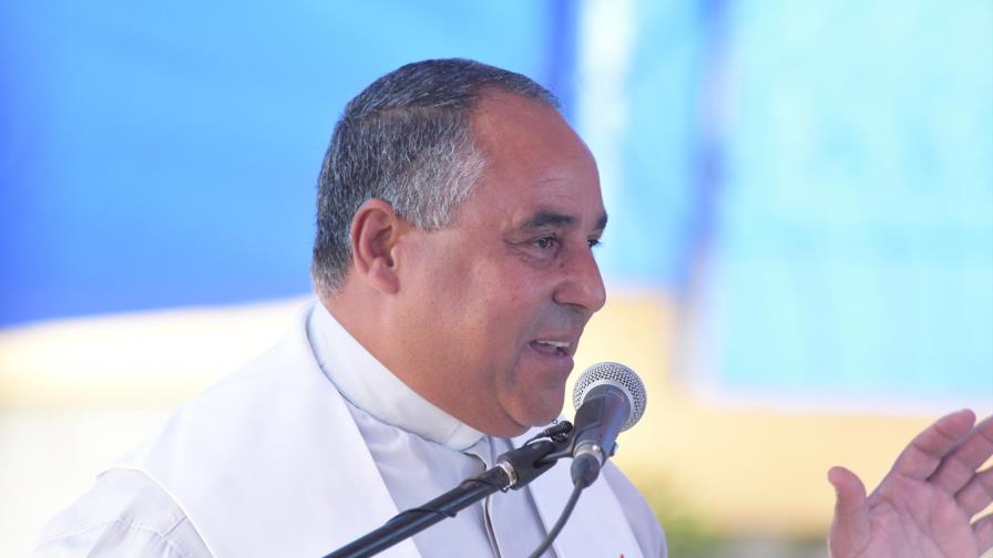 Medina promete terminar liceo lleva seis años parado