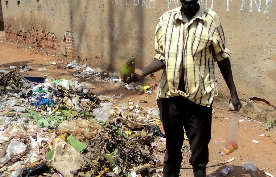 El largo camino de Uganda para prohibir las bolsas de plástico
