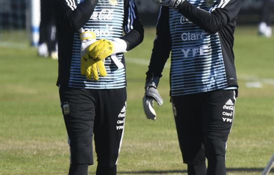 Romero, crítico con Sampaoli: “Le dije que podía atajar ante Islandia” Romero, crítico con Sampaoli: “Le dije que podía atajar ante Islandia”