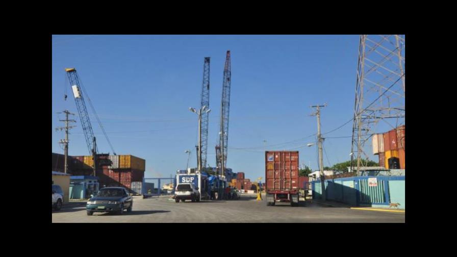 Cámara de Comercio Santiago reclama puertos para zona norte