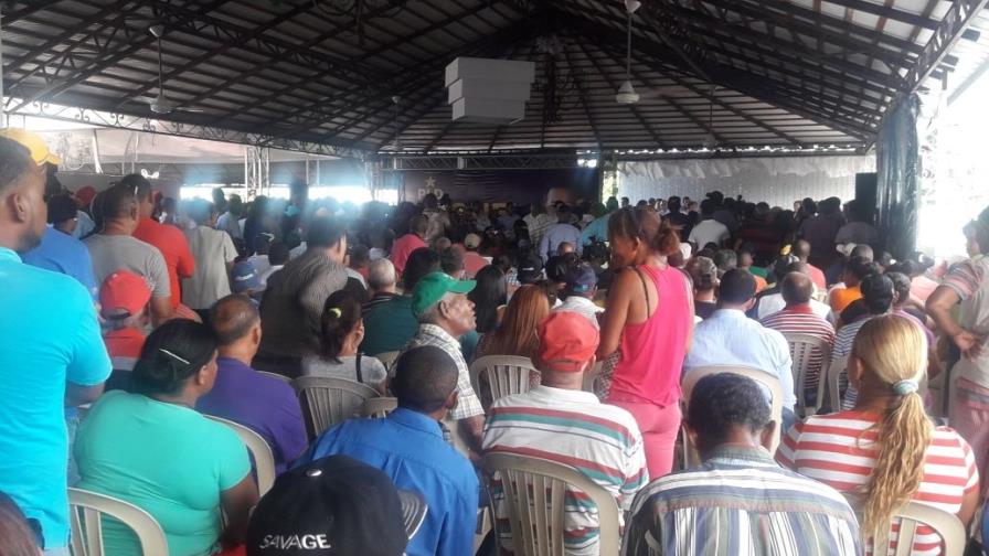 Juramentan equipos de trabajos de Leonel en La Vega Juramentan equipos de trabajos de Leonel en La Vega