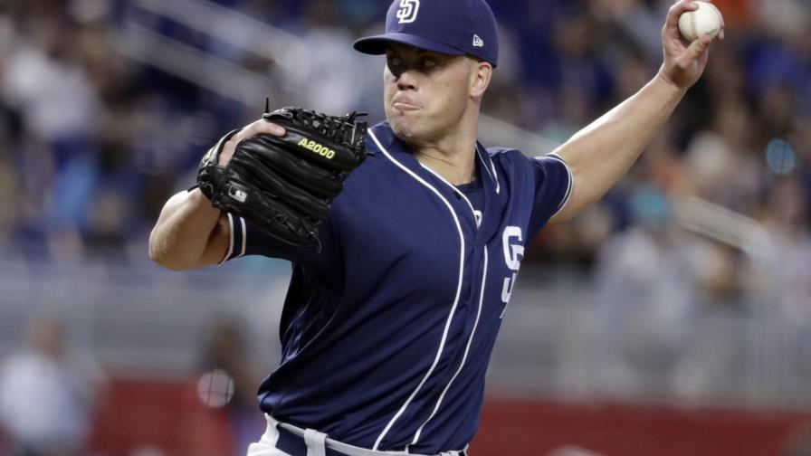 Richard lleva juego sin hit hasta la 7ma en triunfo de Padres