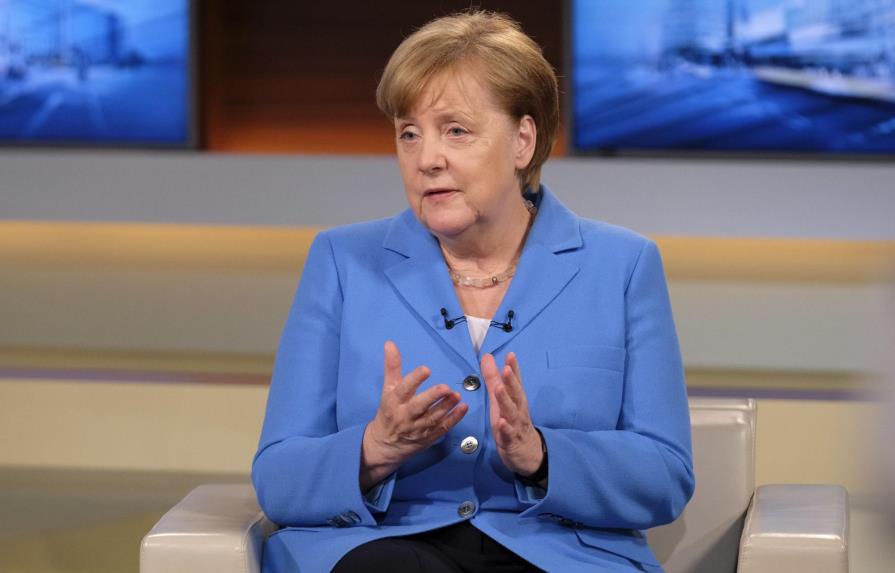 Merkel califica de “deprimente” la actitud de Trump ante el G7 