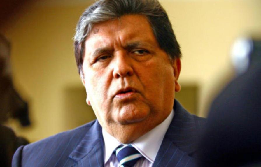 Expresidente García afirma que estará a disposición de la justicia peruana 