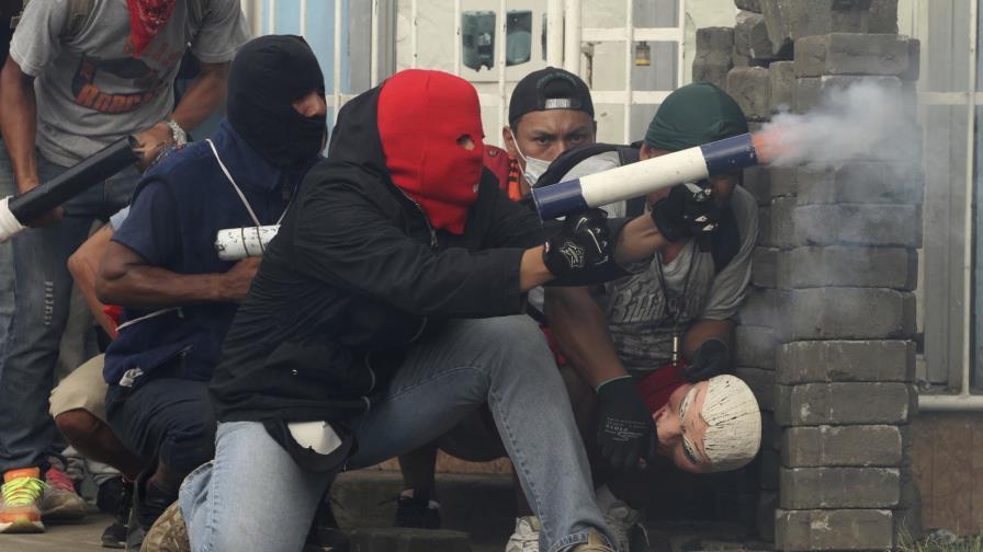 Sumida en el caos Nicaragua espera una respuesta de Ortega sobre el diálogo