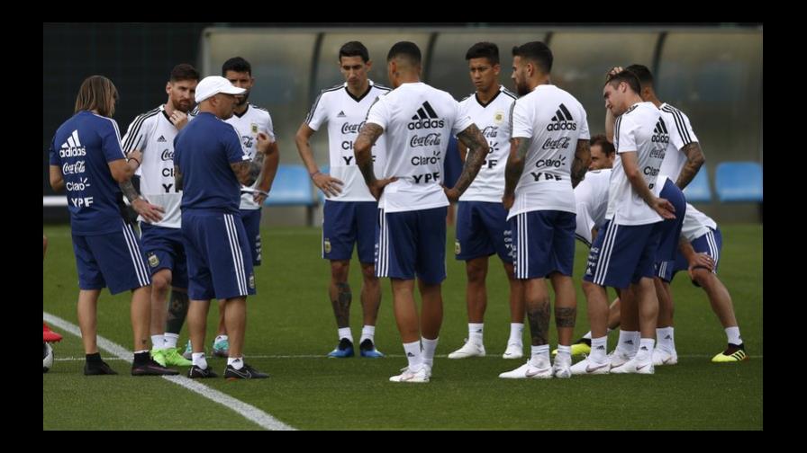 Sergio Agüero y Wilfredo  Caballero, nuevos dueños de las áreas en Argentina