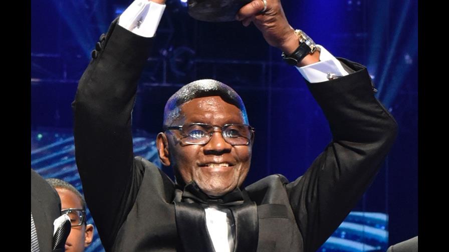 Cámara de Diputados reconoce a Cuco Valoy