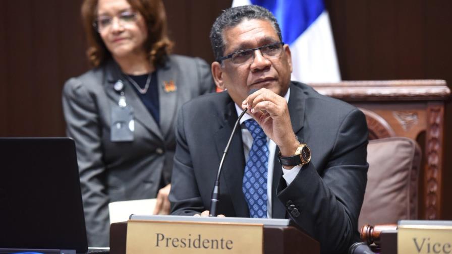 Diputados aplazan sesión de este jueves por convención del PRM Diputados aplazan sesión de este jueves por convención del PRM