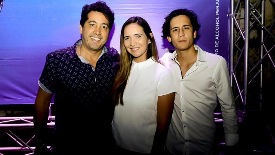 Brugal celebra los 20 años 
de carrera de Luis Fonsi 