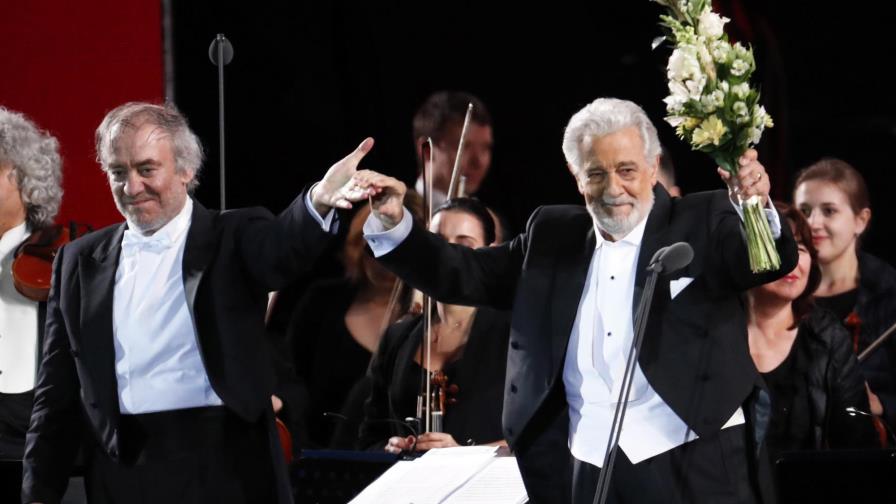 Domingo, Flórez y otras estrellas de ópera abren el Mundial en la Plaza Roja