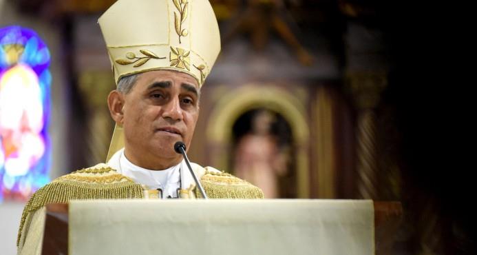 Arzobispo Santiago califica de “lacras”  a los funcionarios corruptos  