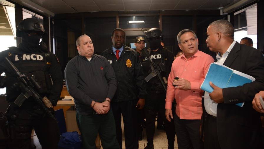 Extraditan de Estados Unidos vinculado en asesinato de agente de la DNCD 