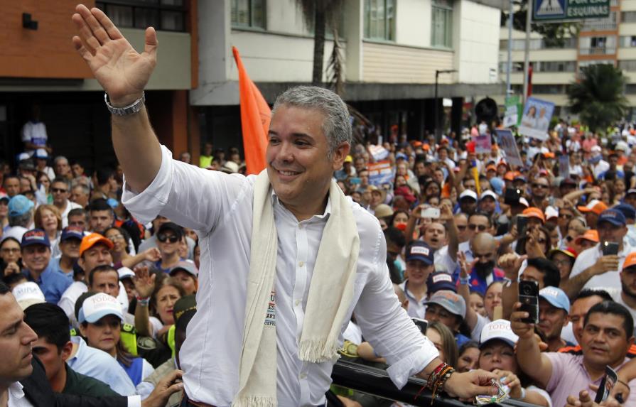 Colombia elige su próximo presidente entre la izquierda y la derecha 
