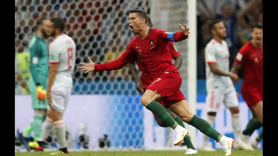 Cristiano Ronaldo, 4to jugador que anota goles en cuatro mundiales