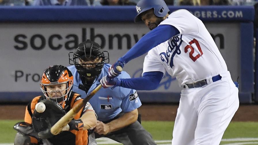 Dodgers ganan a Gigantes con jonrones de Hernández y Kemp Dodgers ganan a Gigantes con jonrones de Hernández y Kemp