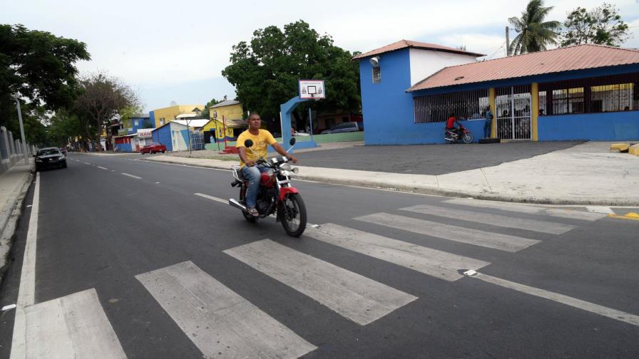 Solicitan colocar reductores de velocidad en sector de Santiago