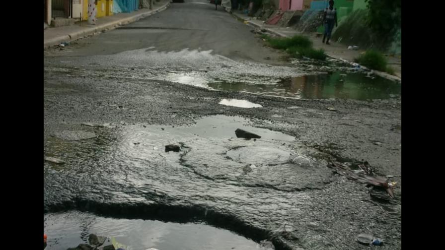 Vecinos de Sabana Perdida reclaman solución a problemas de drenaje sanitario Vecinos de Sabana Perdida reclaman solución a problemas de drenaje sanitario