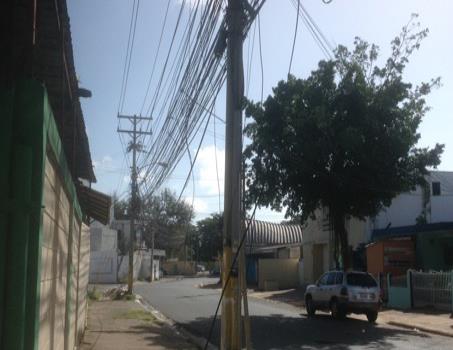La contaminación y riesgo de las marañas de cables en la República Dominicana