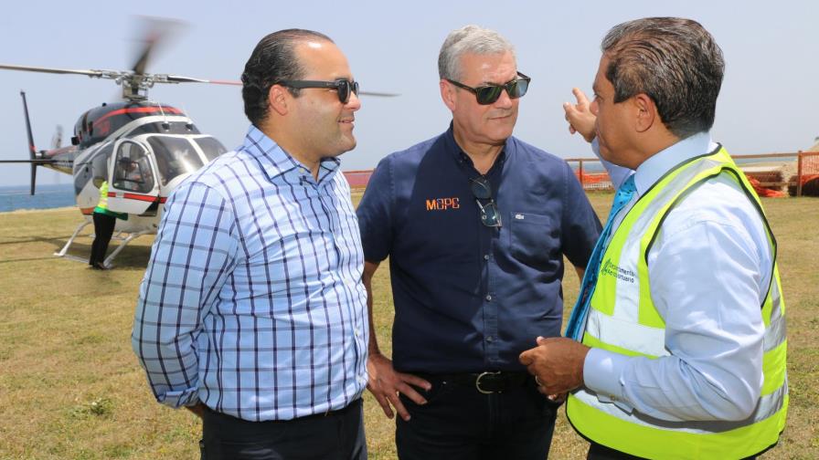 Supervisan remodelación del Helipuerto Santo Domingo