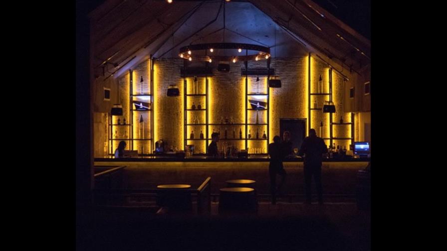 Discoteca responde a denuncia de racismo por joven de cabello afro Discoteca responde a denuncia de racismo por joven de cabello afro