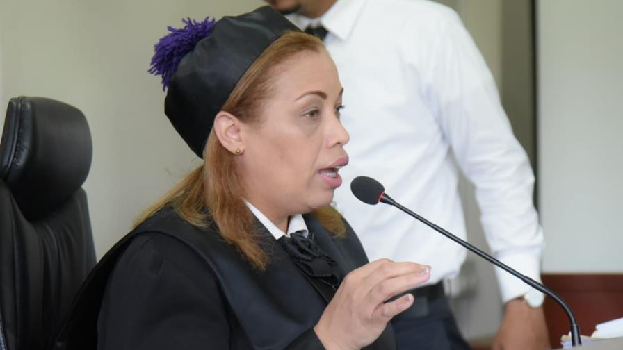 EN VIVO: Jueza delibera si envía a juicio a acusados en el caso de Emely Peguero EN VIVO: Jueza delibera si envía a juicio a acusados en el caso de Emely Peguero