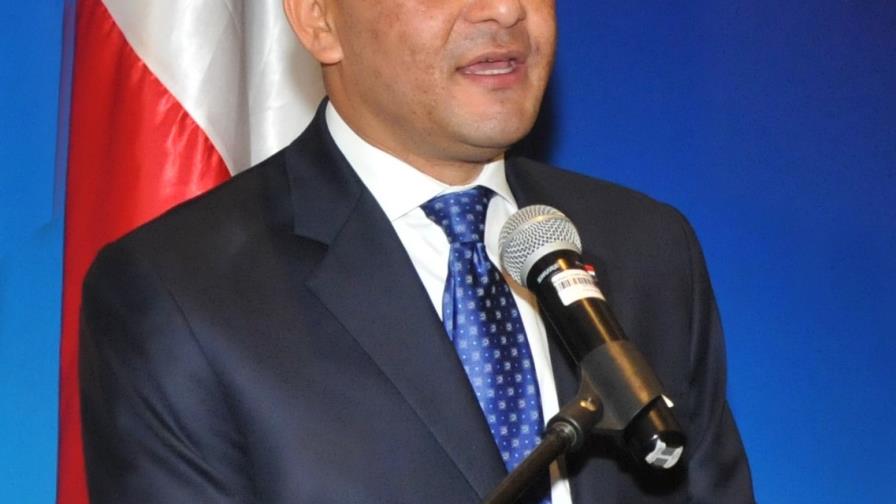 Medina designa embajador en República China