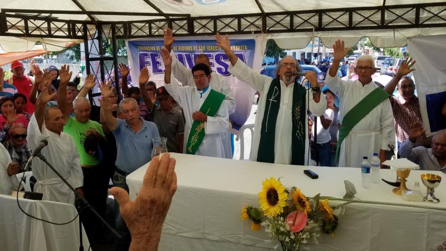 Ofician misa en demanda carretera Sabaneta-San José Ofician misa en demanda carretera Sabaneta-San José